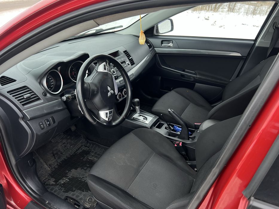 Mitsubishi Lancer 10