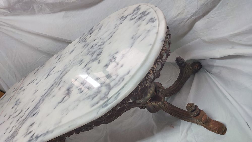 Mesa de centro, antiga, oval