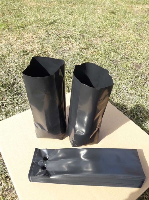 Doniczki 2L foliowe -wysokie /100szt. PRODUCENT