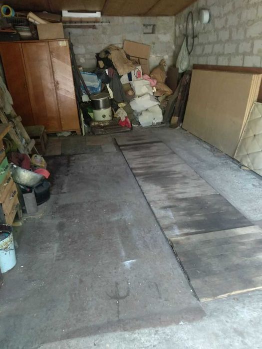 Продам капітальний гараж