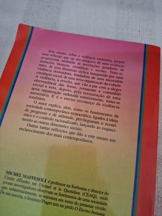 Três livros de sociologia por 20 euros Inst. Piaget