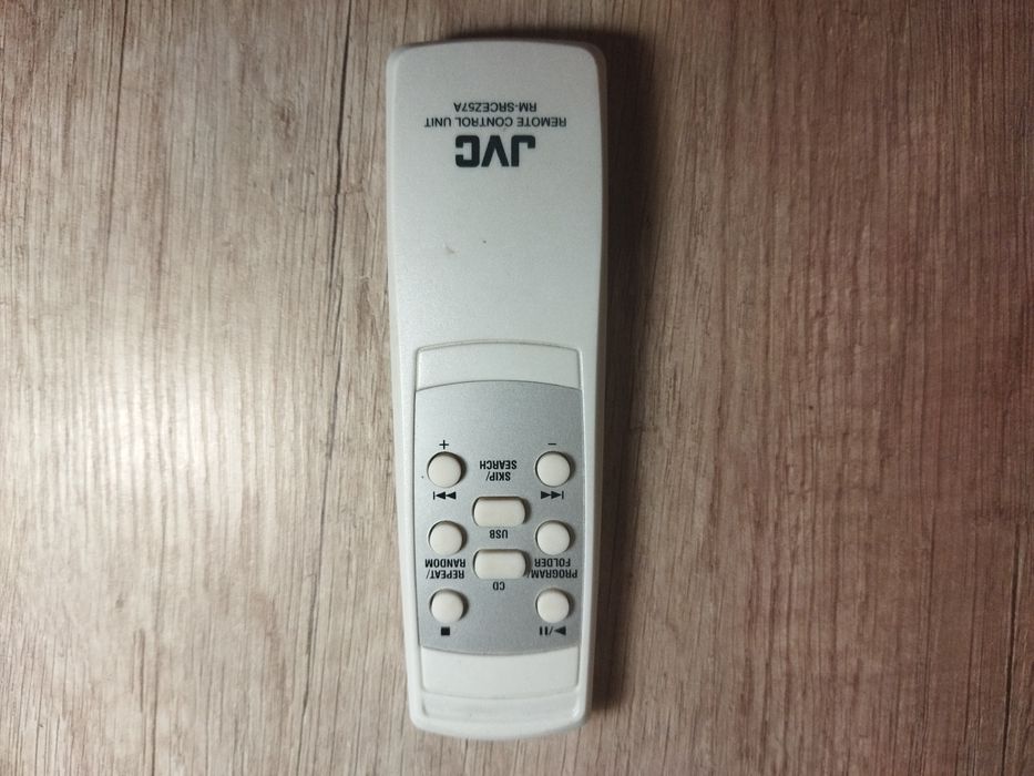 Пульт ДУ музыкального центра JVC RM-SRCEZ57.