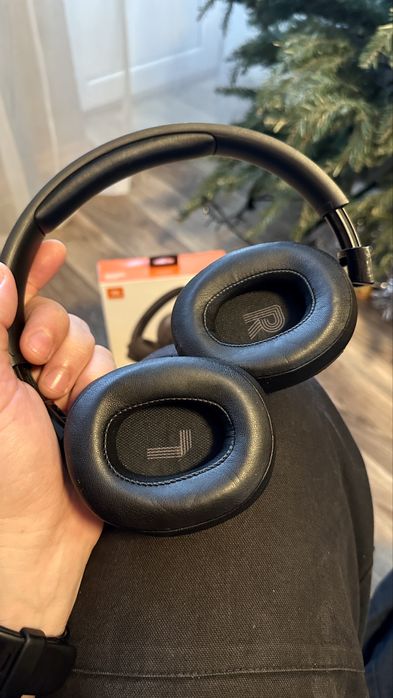 Навушники JBL 720 bt в гарному стані!