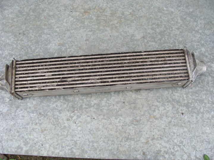 Audi A4 B8 A5 B9 A6 C8 intercooler chłodnica powietrza 8W0145805AB 4K0094B