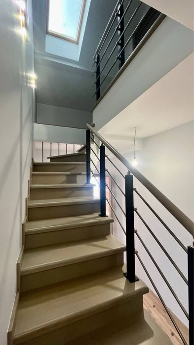 Продам СУЧАСНИЙ УКОМПЛЕКТОВАНИЙ ТАУНХАУС з ділянкою, Дослідна станція