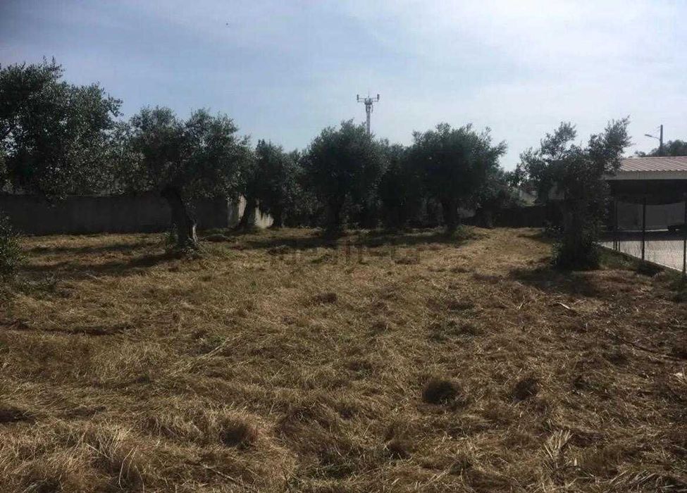 Vende-se Terreno URBANO 1800m2