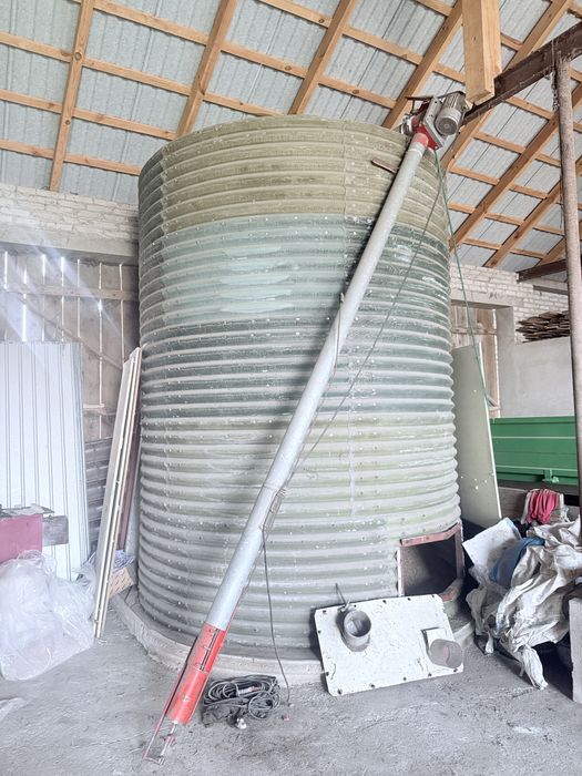 Silos Zbiornik na zborze pasze 20 m3 20 t zmijka podajnik