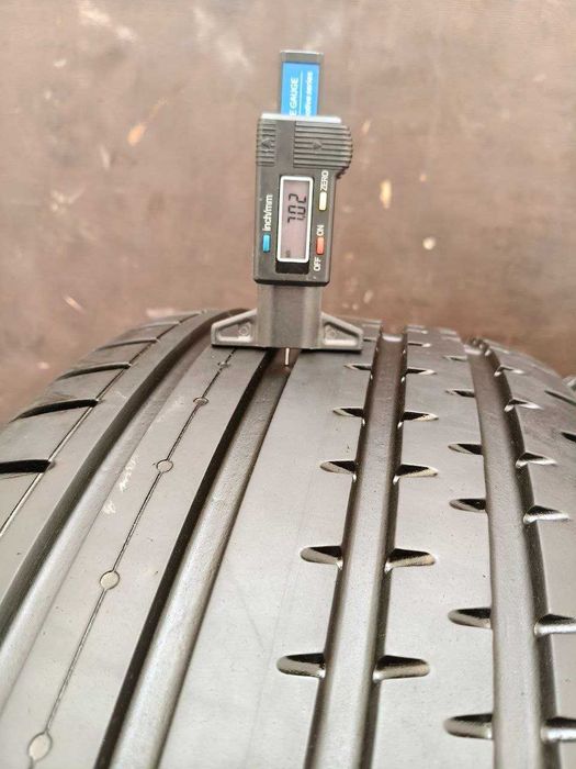 Continental Sport Contact 2 235/55r17 made in Germany 2шт, 17год, 7мм, ЛЕТО. Привезены из Германии