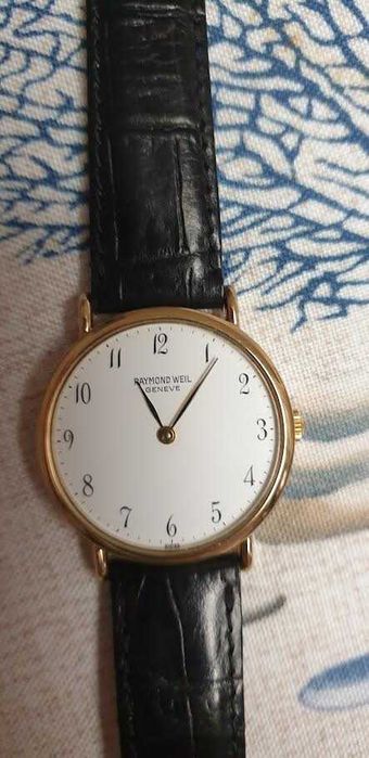 Raymond Weill, relógio clássico 7010-1