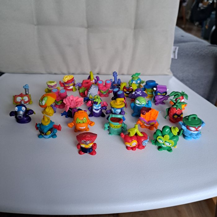 Figurki zinks zestaw 33 sztuki