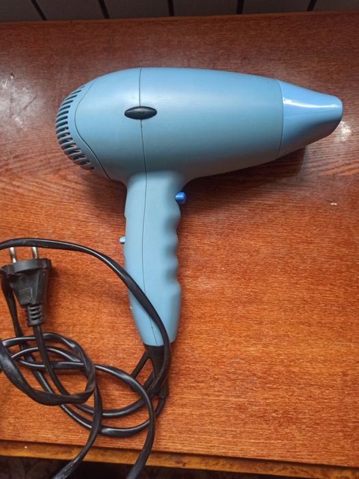 Фен Binatone...1400 w