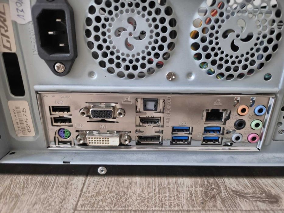 Komputer stacjonarny Intel i5-4460 8GB RAM