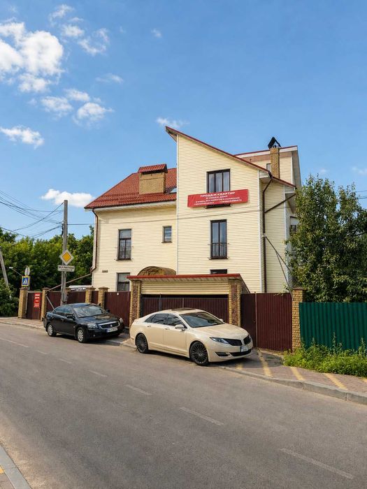 Продаж квартири 33,6м² з подвір'ям  57,4м² клубний будинок від ВЛАСНИКА П.Борщагівка ЄОселя