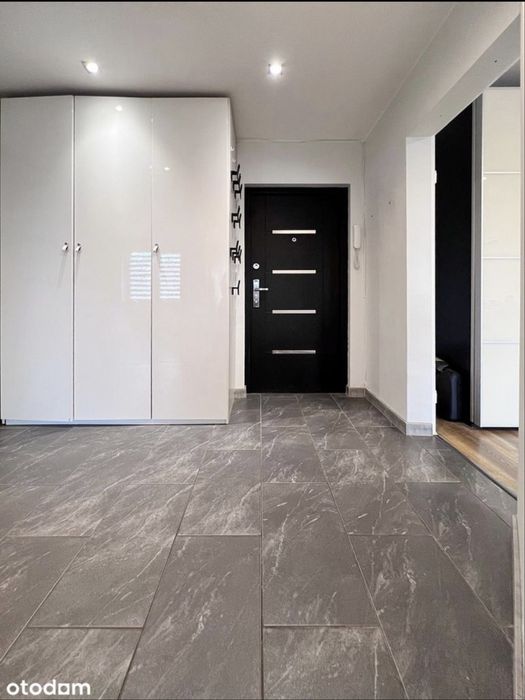 2 - pok Mieszkanie na sprzedasz, Klima, Balkon, Cicha okolica