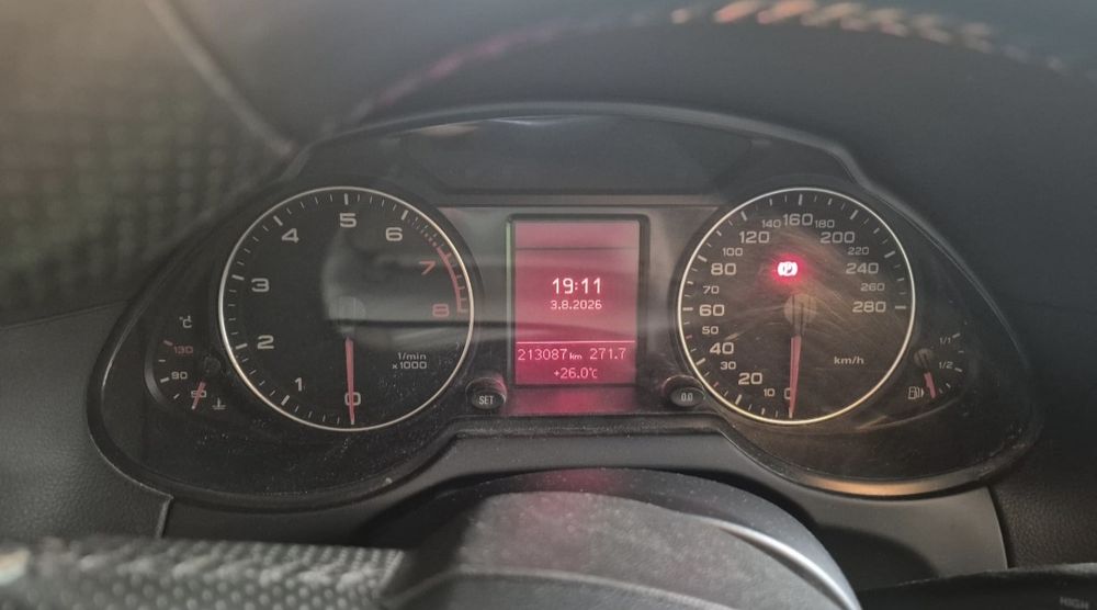 Audi Q5 2.0 TFSI 2010 – Uszkodzone