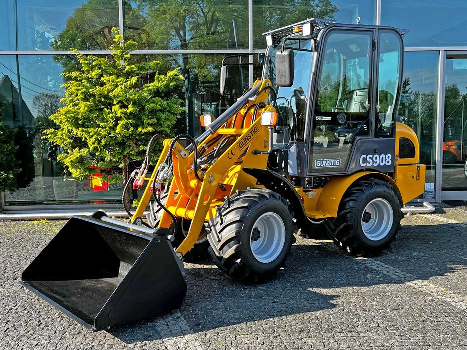 Miniładowarka silnik PERKINS Gunstig CS908 mini ładowarka 800kg 4x4