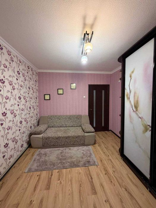 Продаж 3-ної квартири, ДНС (навпроти Критого ринку)