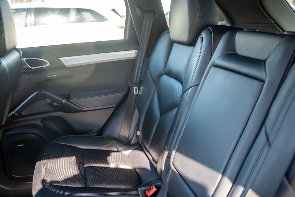 Porsche Cayenne      2017