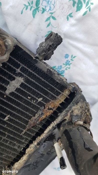 suzuki gsr 600 chłodnica wiatrak wentylator