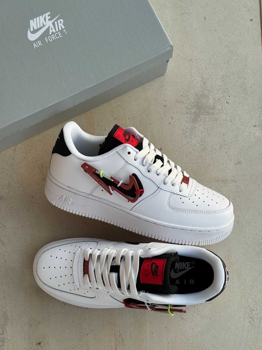 Мужские кроссовки Nike Air Force 1 '07 PRM "Mousqueton Swoosh Rouge"