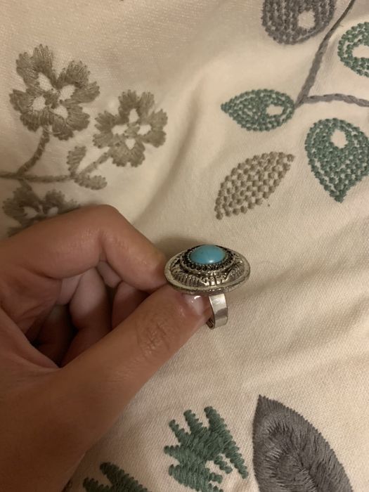 Anel com pedra azul
