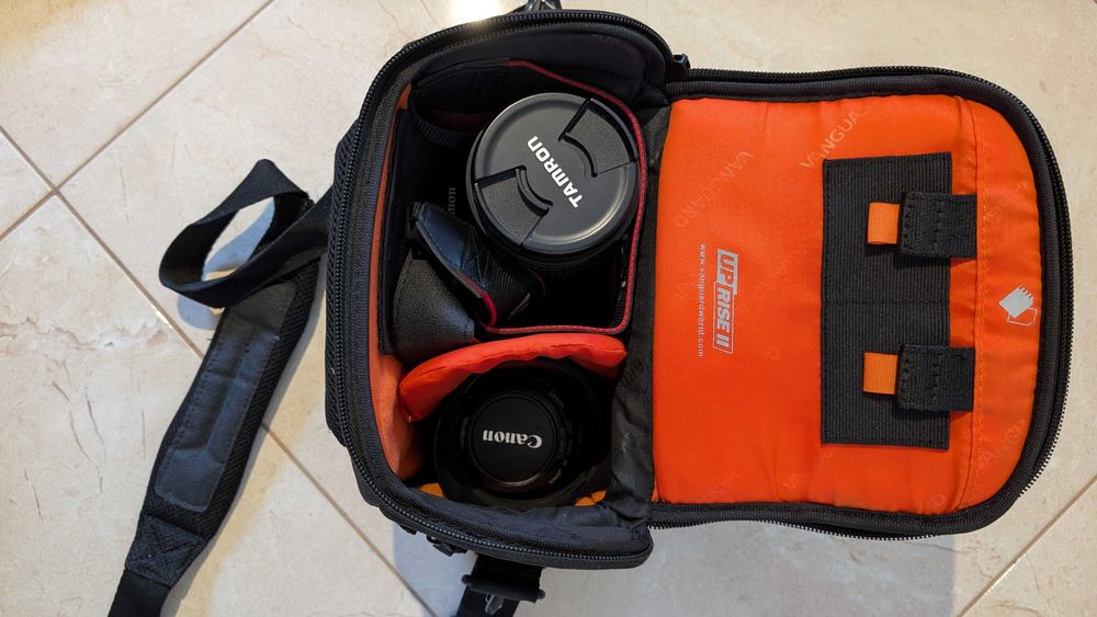 Фотоапарат Canon 650D+Сумка+ 2 об'єктива + 2 додаткові батареї