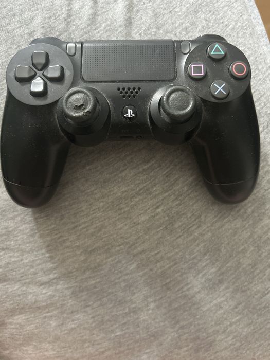 Pad ps4 dzialajacy nie do konca