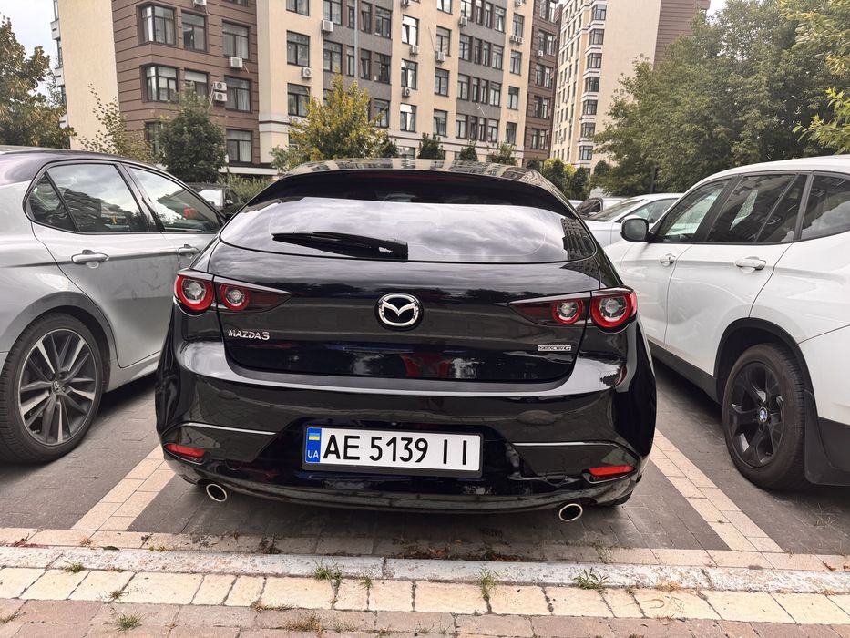 Мазда 3 2022 року