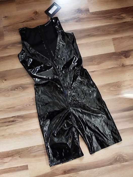 lateksowy kombinezon M latex suit dopasowany obcisły goth alternative