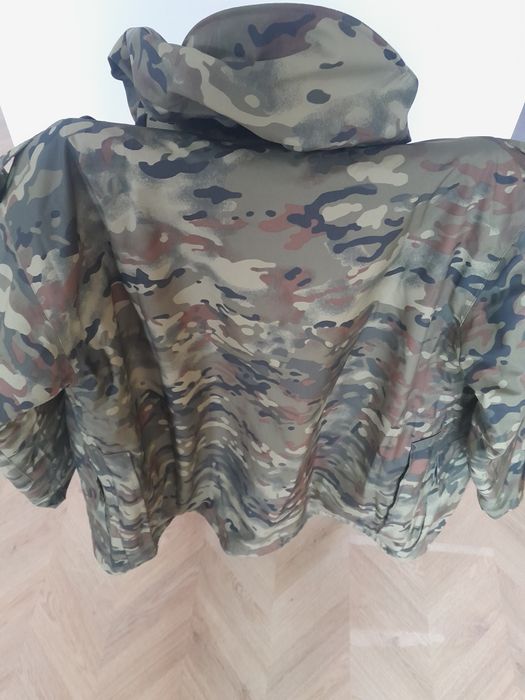 Ubranie na złą pogodę ARLEN typu gore tex sg14