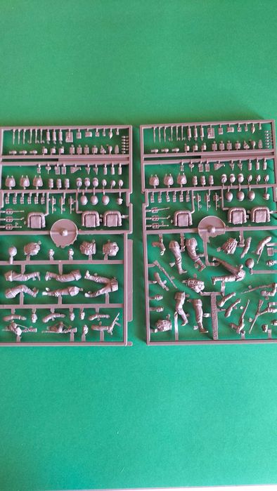 Preiser escala 1:35 ref. 64004 - Infantaria Alemã 1939-45 - Novo. Compatível com Tamiya, Dragon, Esci, Tristar, etc. Envio incluído.