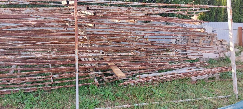 Огорожа: готовий карказ
