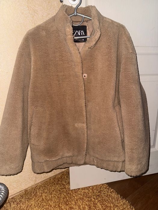 Шубка Zara тепла