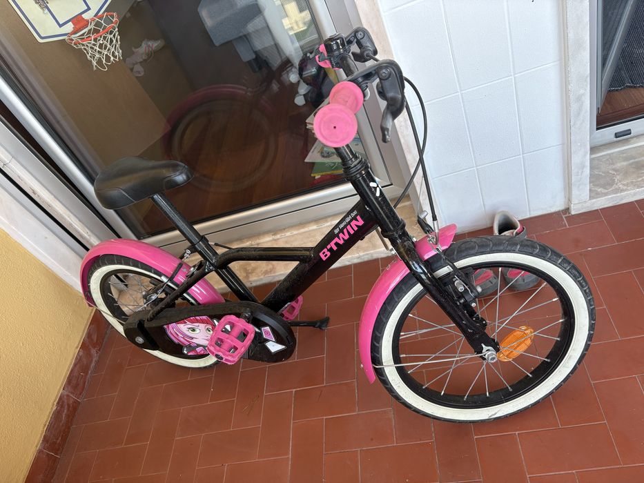 Bicicleta Criança B’TWIN Spy Hero Girl 500 – 16” Excelente Estado