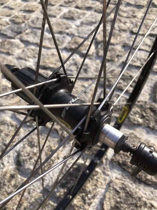 Rodas Mavic Cosmos 700c