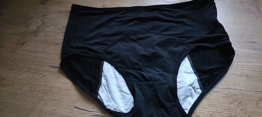 Majtki menstruacyjne XL.