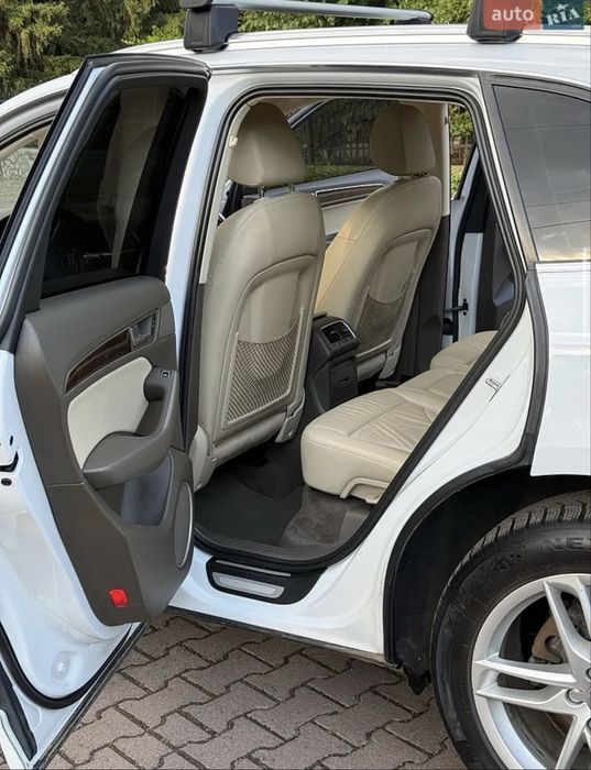 продам автомобіль Audi q5