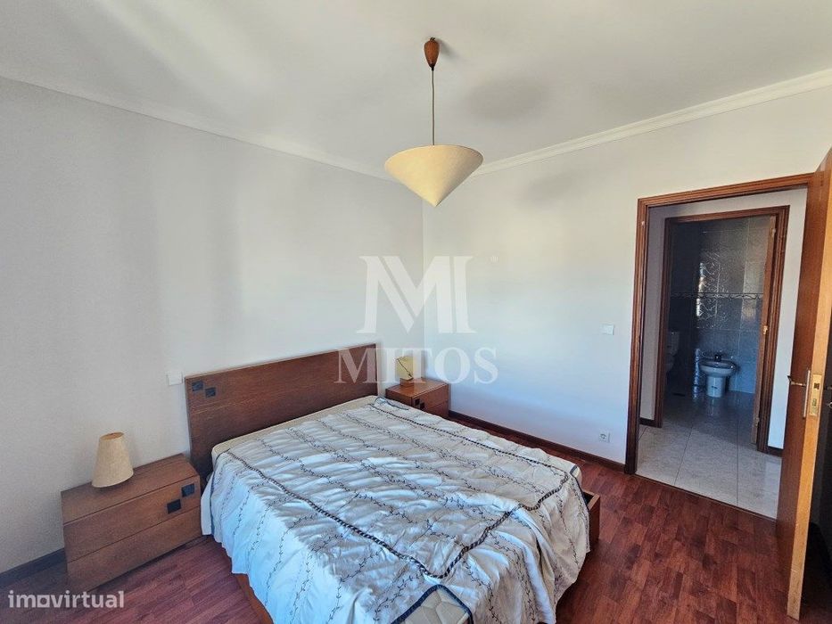 Apartamento T4 mobilado - Darque