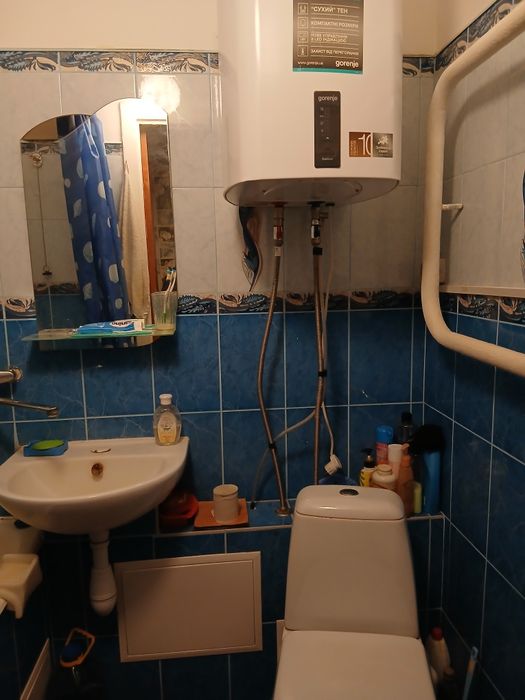 Продам однокомнатную квартиру в Чернигове.