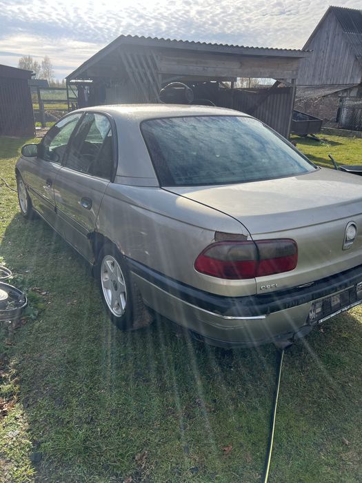 Розборка опель омега 2.0 1996. Запчастини опель омега