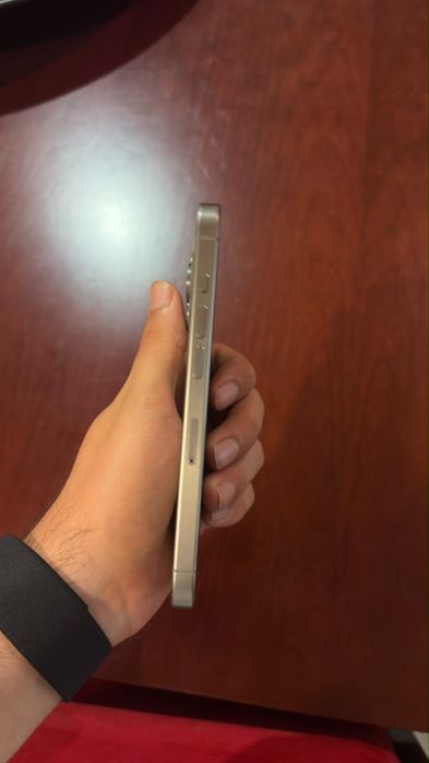 iPhone 15 Pro 128GB Titânio Natural (C/ Fatura e Caixa - Bateria 88%)