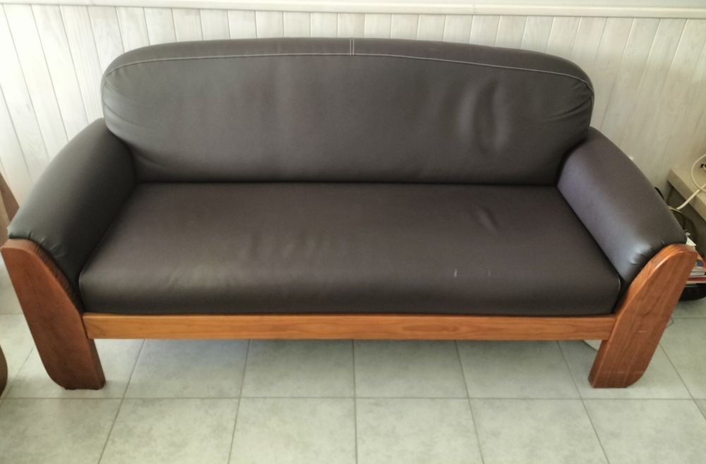 Vende-se conjunto de sofás