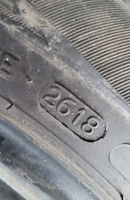 235/50R17 100V Nokian WR D4,4szt.