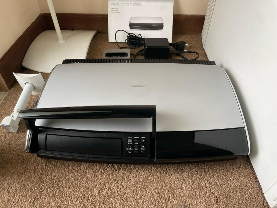 Sistema BOSE Lifestyle 48 . PRETO/BRANCO Leitor DVD e UMusic (c/disco