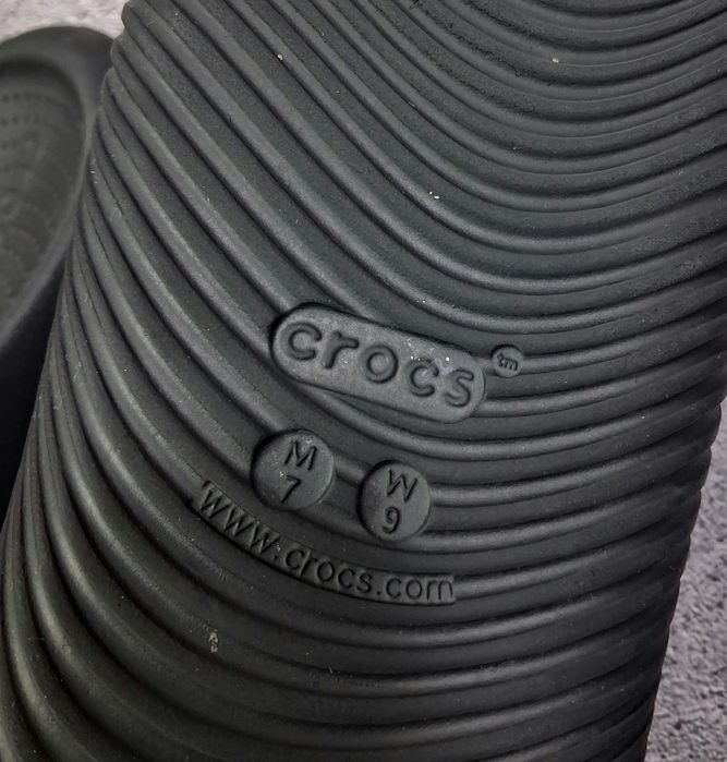 Тапки Crocs Mellow Recovery шлепанцы унисекс сланцы Jibbitz Clog