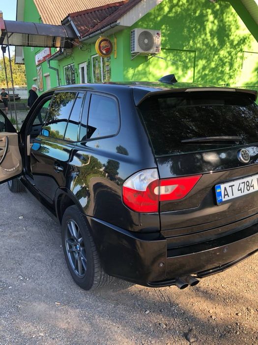BMW X3 3.0d для військового