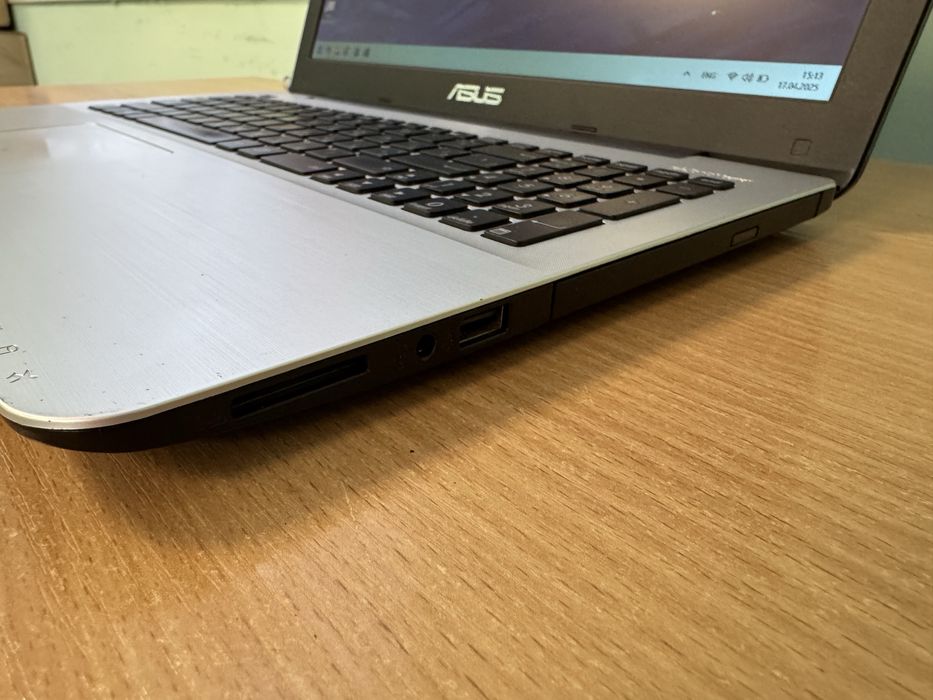 Ноутбук Asus X555UA i7-6500u