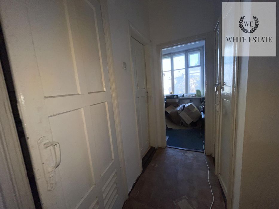 Продаж комерційного приміщення вул. Листопадова