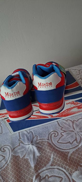Nowe buty sportowe