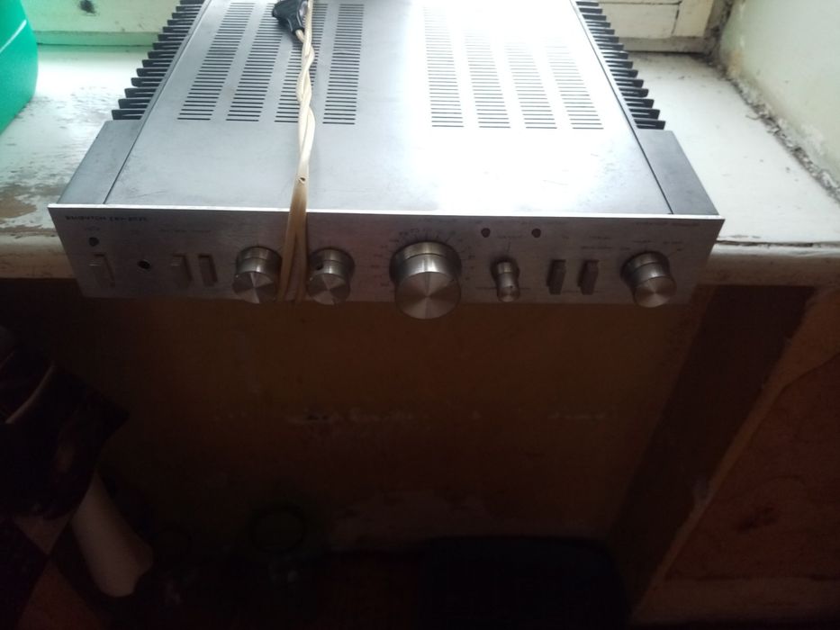 Продам підсилювач амфитон 25у 202с